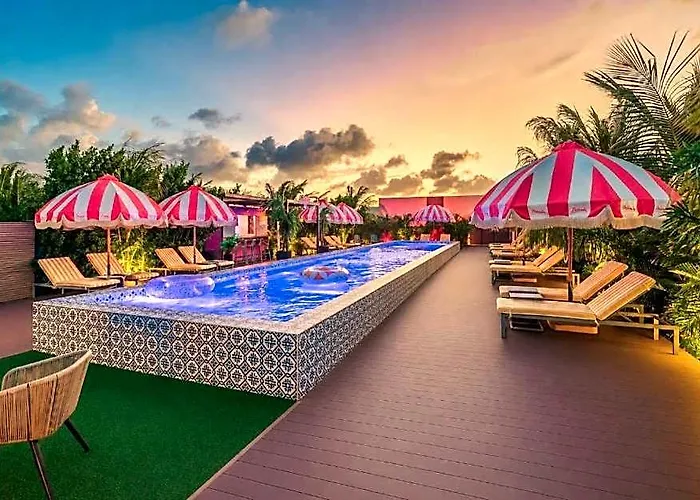 Privada Stays - Private Pools & Colorful-Chic Boutique Hotel
