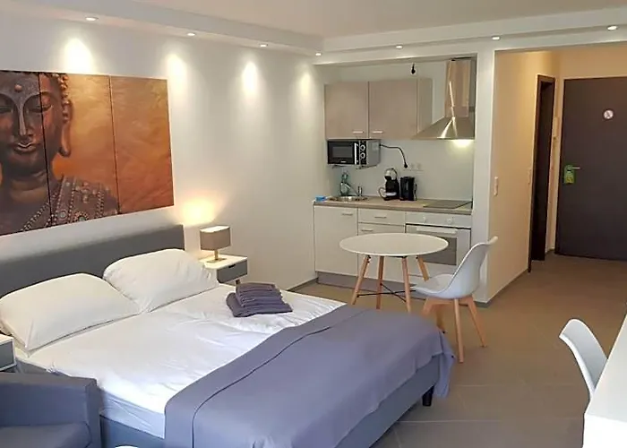 Check-Inn Hotels - Essen