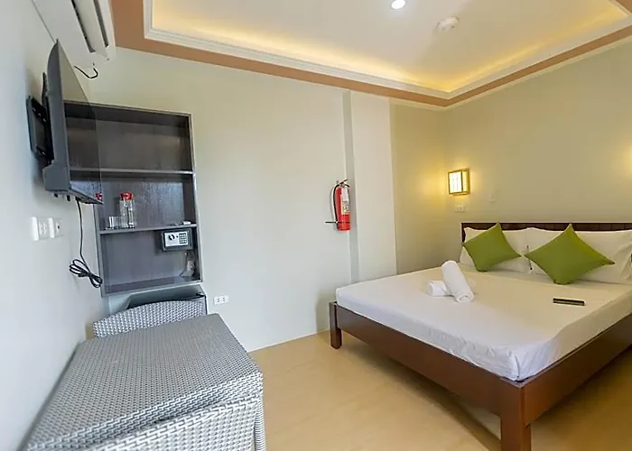 Anahaw Seaside Inn