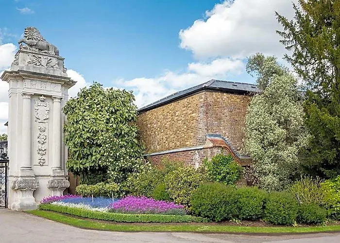 The Lion Gate Mews