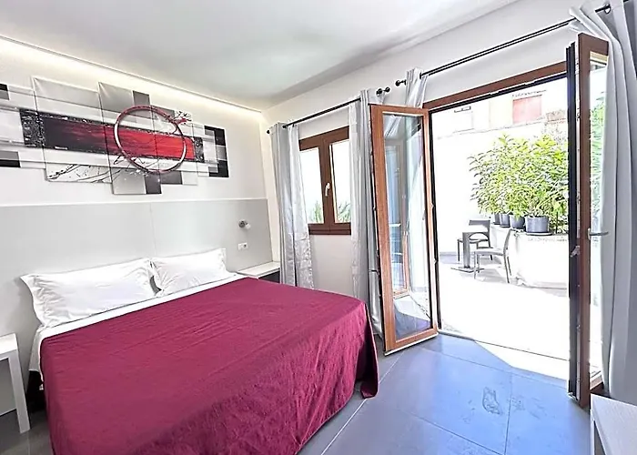 Longevity Hotel