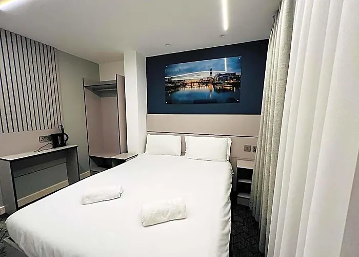 Ilford Grand Hotel