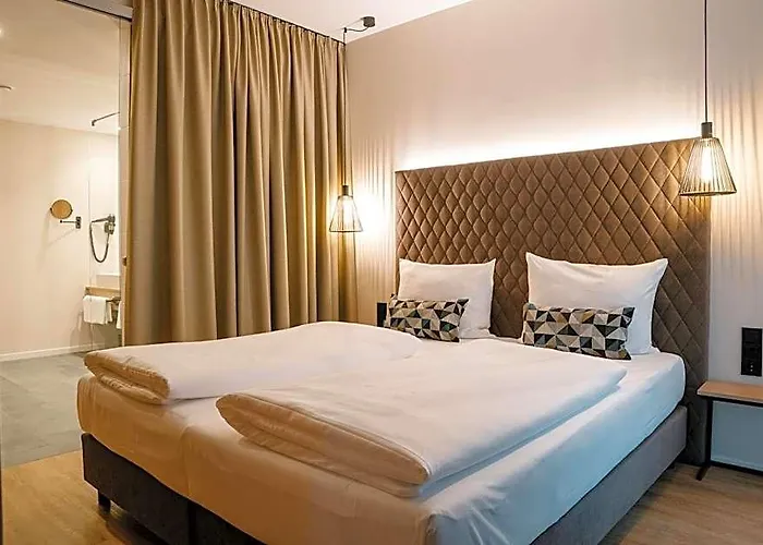 Loom Hotel & Skybar