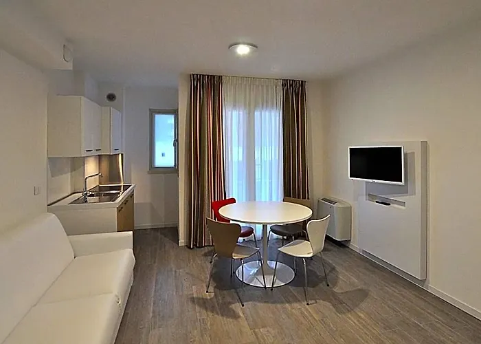 Bb Hotels Aparthotel Arcimboldi