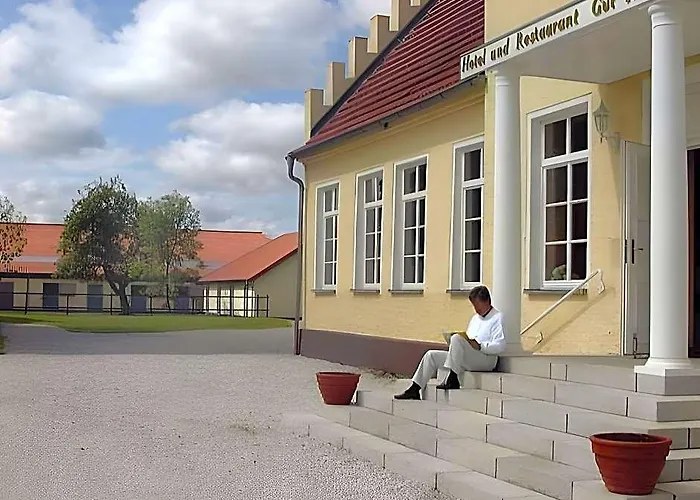 Boutiquehotel Gut Tribbevitz Auf Ruegen