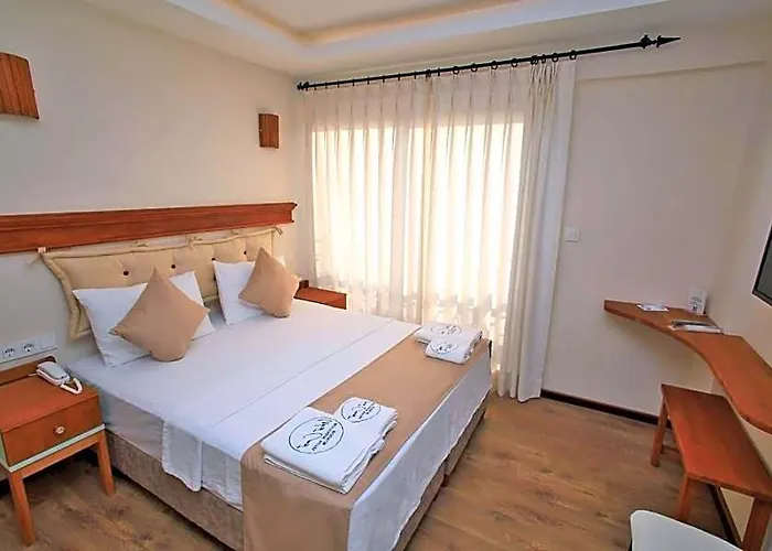 West Coast Boutique Hotel