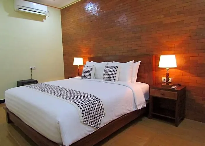 Anang Bed & Breakfast Syariah By Ndalem Beong