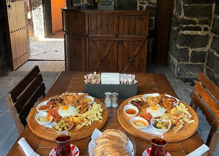 Tas Avlu Konaklama Tesisi