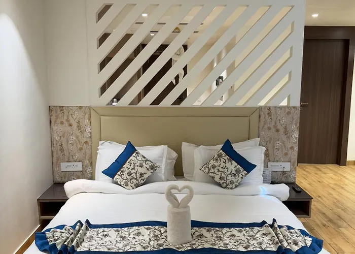 One Farrer Hotels And Resorts