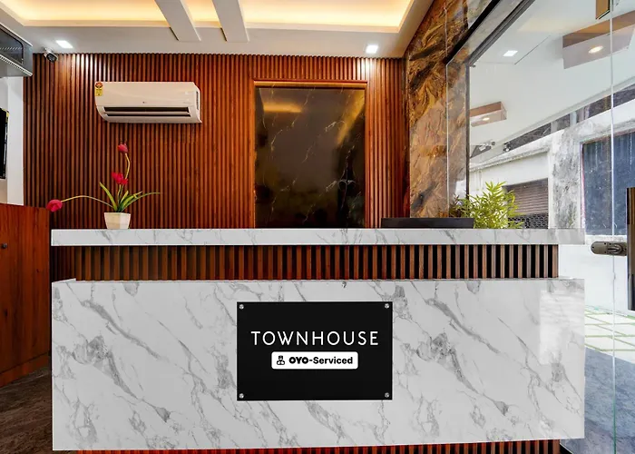Townhouse Adoor Bus Terminal Pathanamthitta Formerly Apsara Tourist Homes