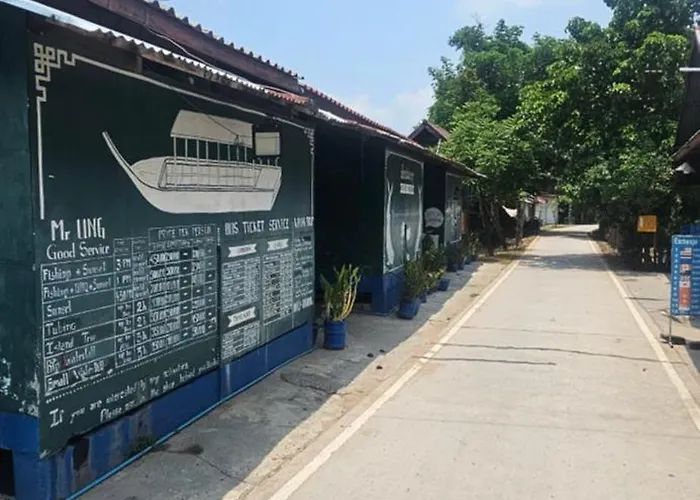 Nois Bungalow Mekong view