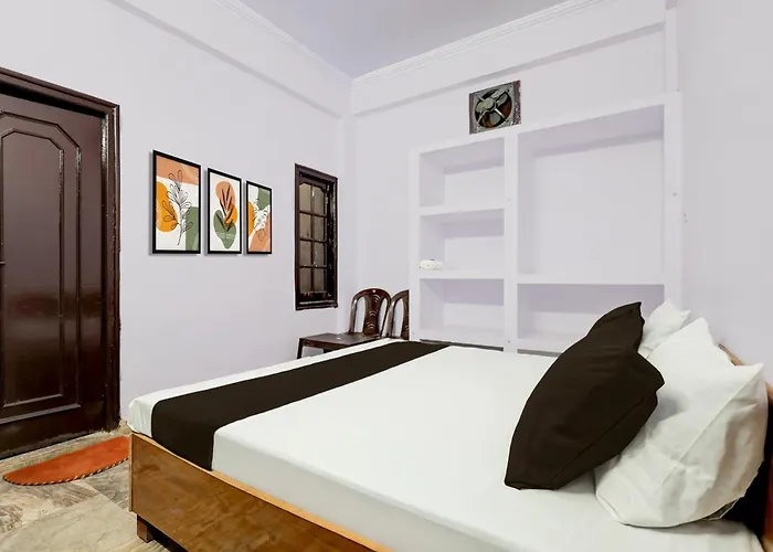 Spot On Alpha Guest House