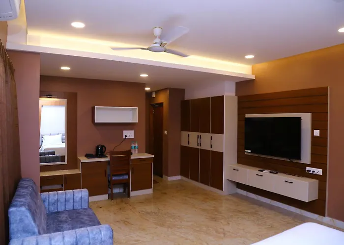 Raj Hussain Land Mark Hotel