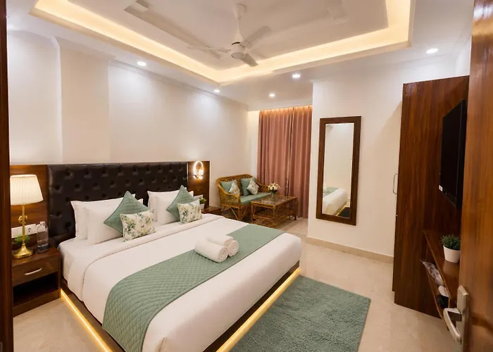 Sitara Premium Gangotri Palace, 1Km Distance From New Glass Bridge - Tapovan #Privateparking