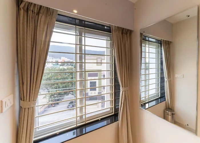 Lumina Stays-Modern Luxury Rooms, Near Nad