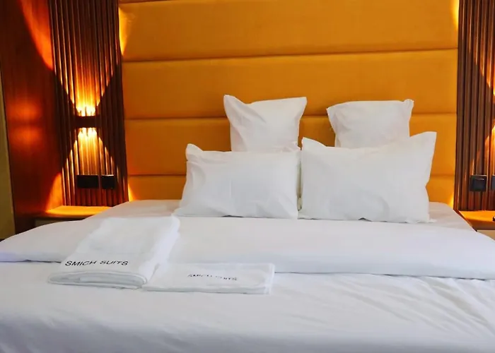 Smich Suites