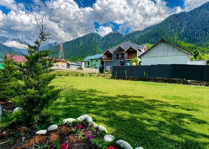 Pahadon Ka Ghar