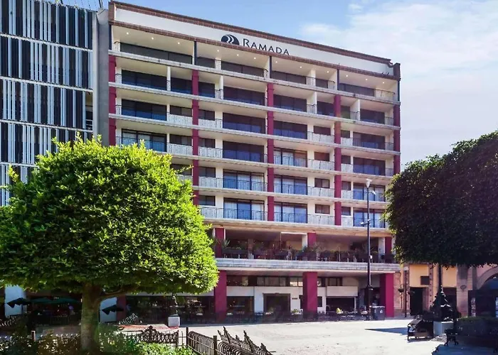 Ramada Plaza By Wyndham Leon