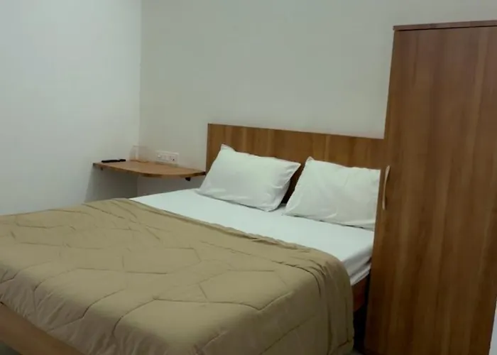 Hotel Aura Avenue