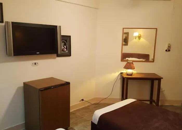 New Sandy Hotel