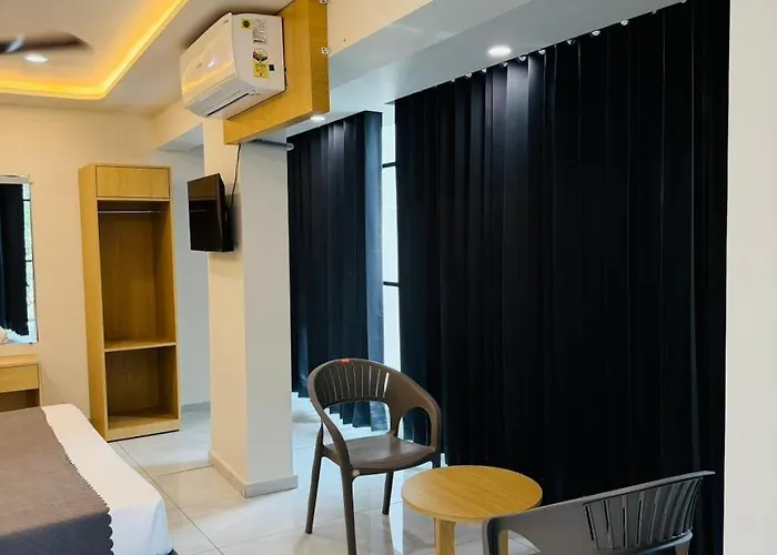 Hotel Sky Comfort Inn