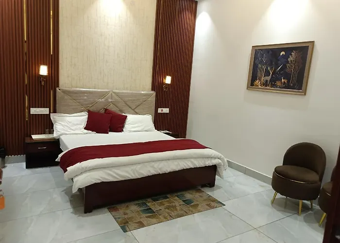 Hotel Deepjot