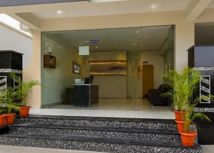 Super Hotel O Temple Road Vemulavada