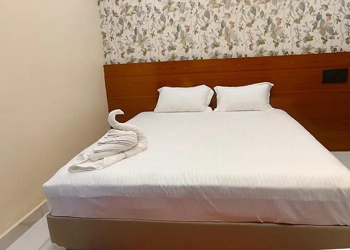 S R Resorts