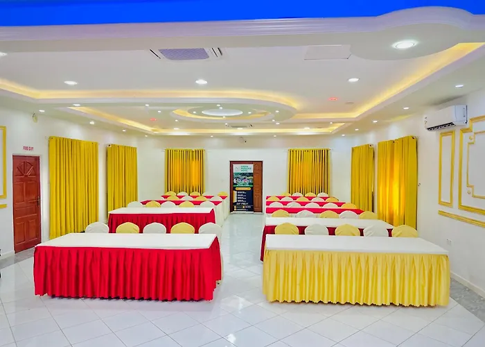 Green Paradise Hotel