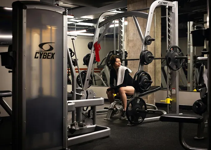 Club Quarters Hotel Downtown, Houston