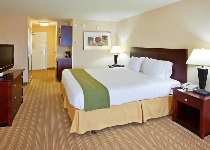 Holiday Inn Express & Suites Fresno River Park Hwy 41 By Ihg