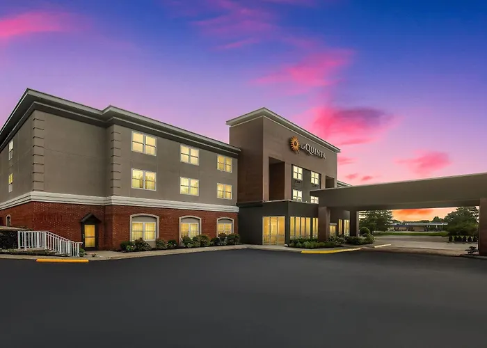 La Quinta Inn & Suites By Wyndam Knoxville West