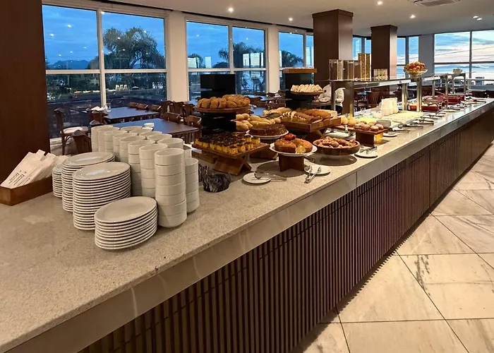 Favorita Golden Hotel E Eventos