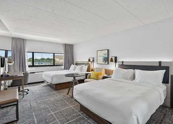 Crowne Plaza Lansing By Ihg