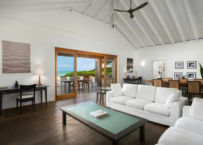 Como Parrot Cay