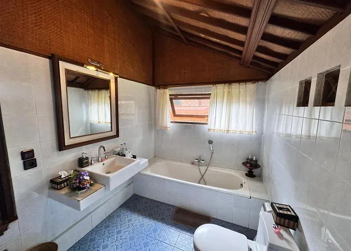 Shanti Natural Panorama View Hotel