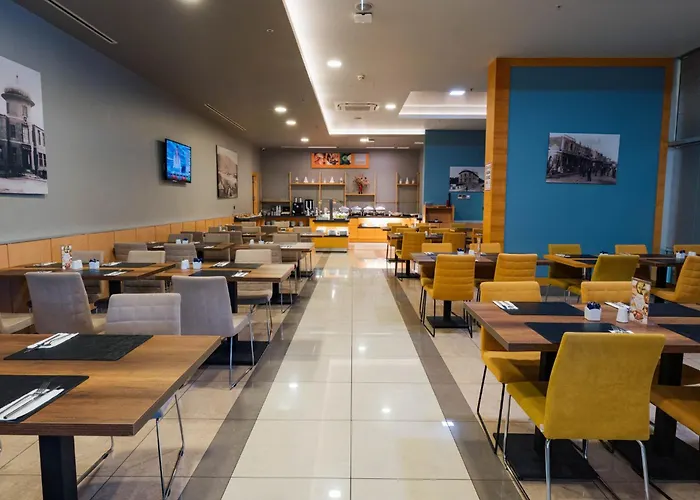 Holiday Inn Express Manisa-West By Ihg
