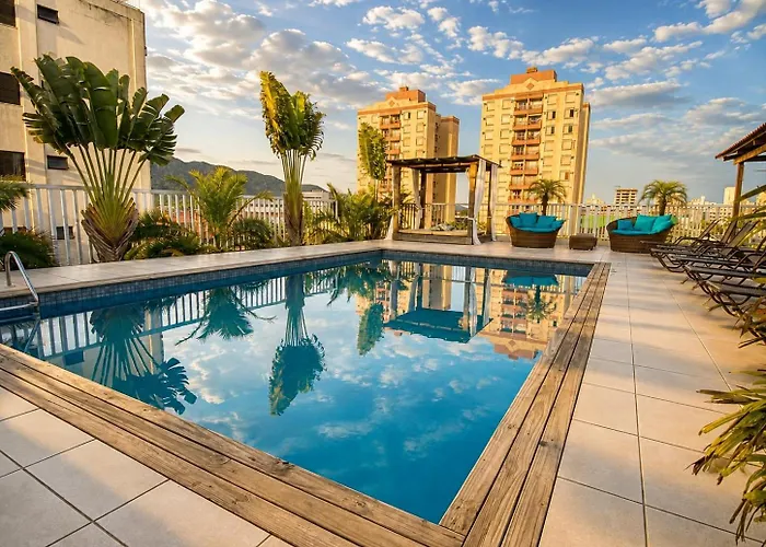 Don Marcos Hotel com Restaurante e Pizzaria