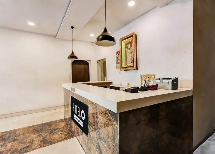 Super Hotel O Suryabagh Near Jagadamba Theater