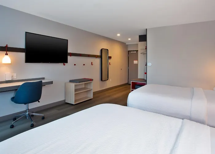 Avid Hotels - Detroit - Warren By Ihg