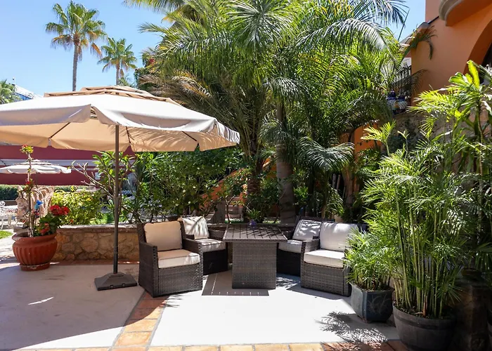 Collection O Casa Bella Hotel Boutique, Cabo San Lucas