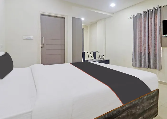 Townhouse Secunderabad Near Paradise Metro Station