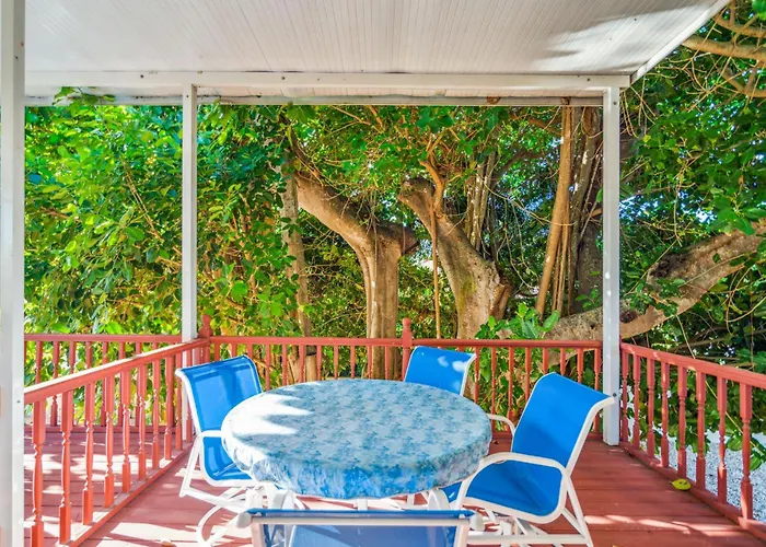 Banyan House Vacation Rentals