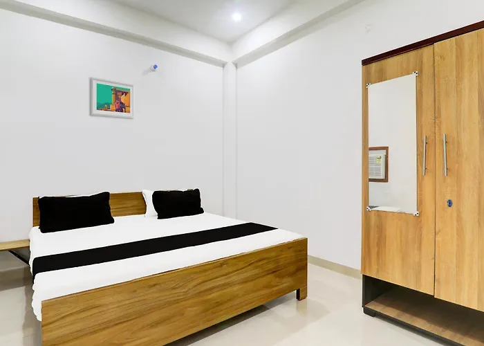 Hotel O Shukla Heritage Inn
