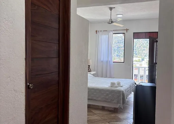Hotel Rincón Madera