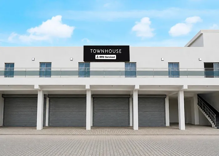 Townhouse Patiala Bus Terminal