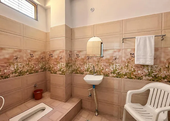 Hotel Ram Janm Bhoomi Ayodhya Urmila Palace Inn