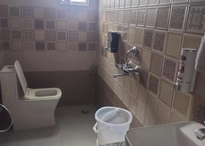 Hotel Elite International - Best Rated Area Mathura #Parking #Fully Ac