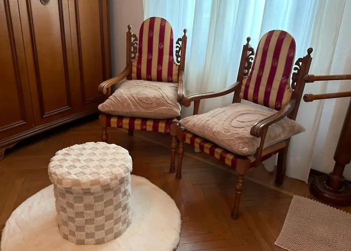 Etoile Hotel