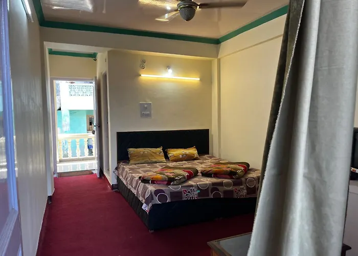 Star Hotel